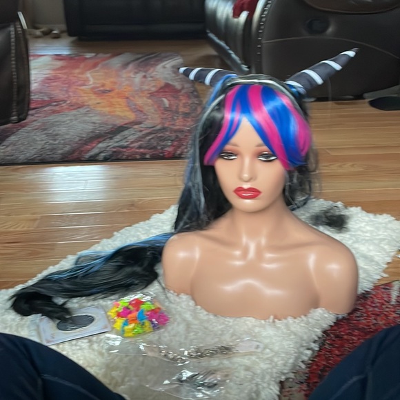 🦄Cosplay Wig🦄 - Picture 4 of 9